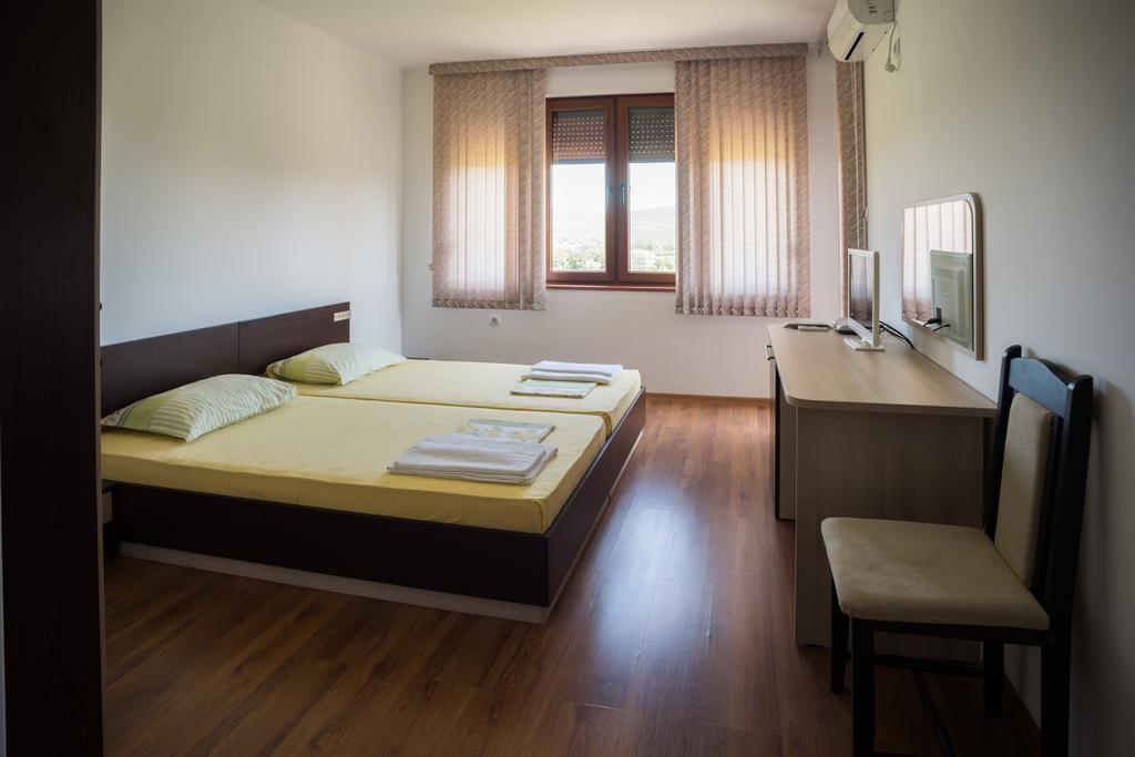 Guest House Georgievi Primorsko Exteriör bild